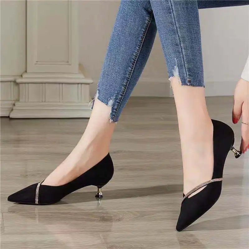 Μυτερά νεράιδα ενιαία παπούτσι γυναικεία 3CM, μικρό τακούνι παπούτσια σέξι 2023 νέα κορεατική έκδοση του στιλέτο τακούνια