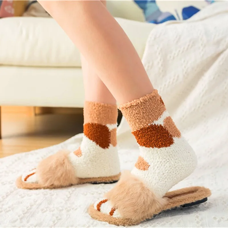 Νέες Αφίξεις 1 Ζευγάρι Κάλτσες Δεράτων Κοραλλιών Θηλυκό Kawaii κάλτσες Σωλήνων Φθινόπωρο Χειμώνας Νύχια της Γάτας Χαριτωμένο Πυκνά Θερμό Sleeping Κάλτσες Πατωμάτων