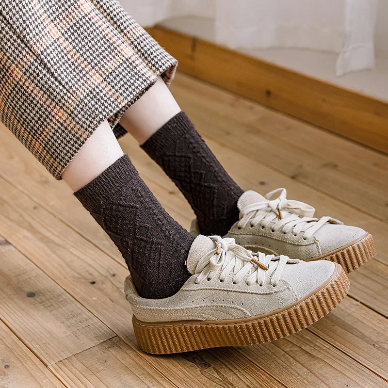 Το Χειμώνα Κασμίρι Μαλλί Γυναίκα Κάλτσες Στερεά Ιαπωνικό Στυλ Harajuku Ρετρό Μακριές Κάλτσες, Για Γυναίκες, Κορίτσια Θερμική Streetwear Κάλτσα Πληρωμάτων