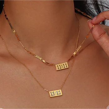 Κλασικό 11:11 Λαμπερά Ζιργκόν Ορθογώνιο Κρεμαστό κόσμημα Κολιέ 18K Χρυσό Επιμεταλλωμένα Γουρούνι Μύτη Αγκράφα Αλυσίδα Αδιάβροχο Κοσμήματα για τις Γυναίκες