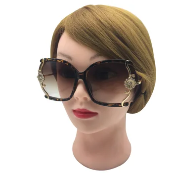 Πολυτελή ολοκαίνουργια γυαλιά Ηλίου Γυναικών με Λεπτή Δαντέλα και Στρας Διακόσμηση Ημι-χωρίς σκελετό Ταξιδιού Πλαισίων Γυαλιά Ήλιων Κυρίες Eyewear