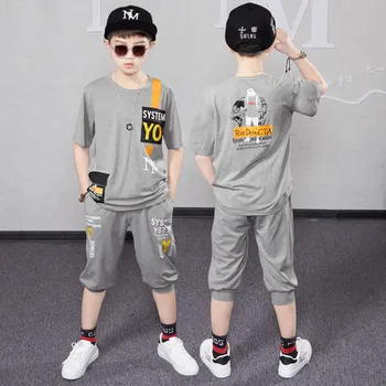 Το 2022 Νέα Καλοκαιρινή Παιδιά που ντύνουν το Σύνολο Casual Hip-hop Γκρι Γράμματα T-Shirt + Παντελόνι 2Pcs Κοστούμι Νηπιαγωγείο Απόδοση παιδικά Ρούχα