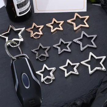 Το κοίλο Σχήμα Αστέρι Άνοιξη Αγκράφα Μετάλλων Carabiner Keychain Τσάντα Κλιπ Γάντζο Σκυλί Αλυσίδα Πόρπη Συνδετήρας DIY Κοσμήματα Αξεσουάρ