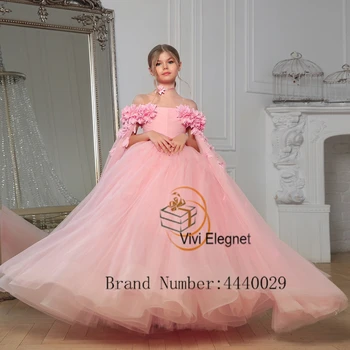 Ροζ Από τον Ώμο Βάρκα Λαιμό Φορέματα κοριτσιών Λουλουδιών για τα Γενέθλια 2023 Καλοκαίρι Μαλακό Τούλι Κόμμα του Γάμου Φορέματα με Λουλούδι فساتين اطفال